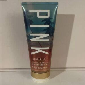 PINK Victoria's Secret Lost in Love Tinted Self-Tanning Gel - Discontinued